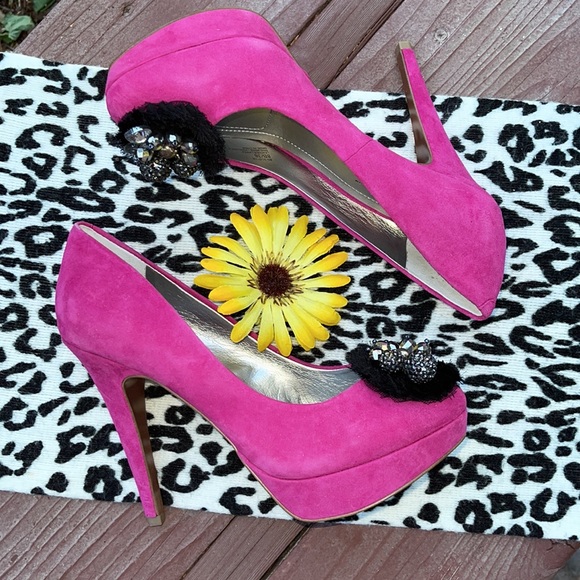 🌺 BCBGeneration BNIB Scottie Hot Purple Pumps 8M! - Picture 3 of 10